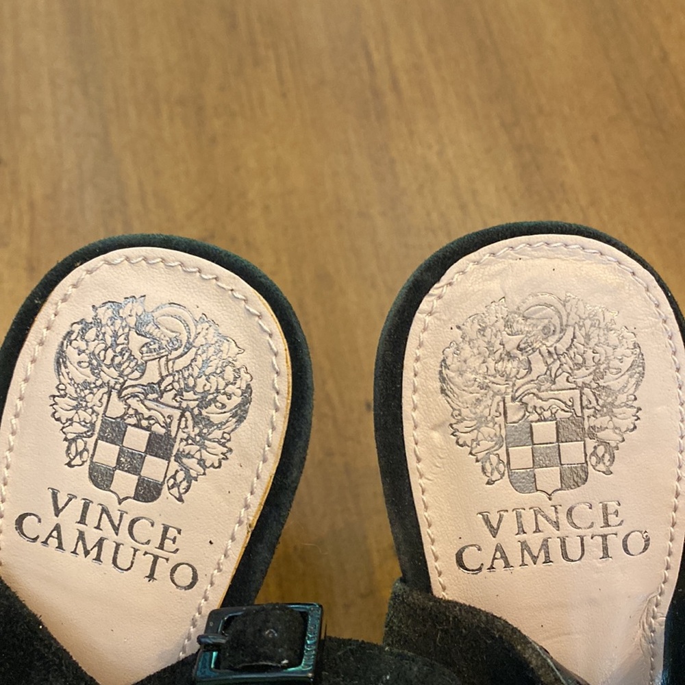 Vince Camuto NEVER WORN black suede and jewel heels